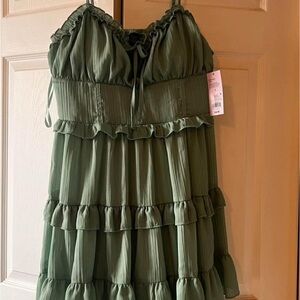 Women’s size large dress